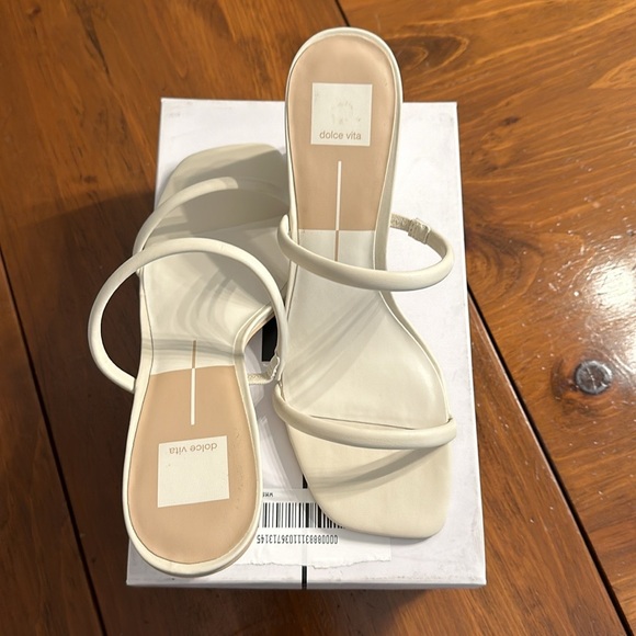 Brand new. Dolce vita size 10. Noles sandals - Picture 3 of 3